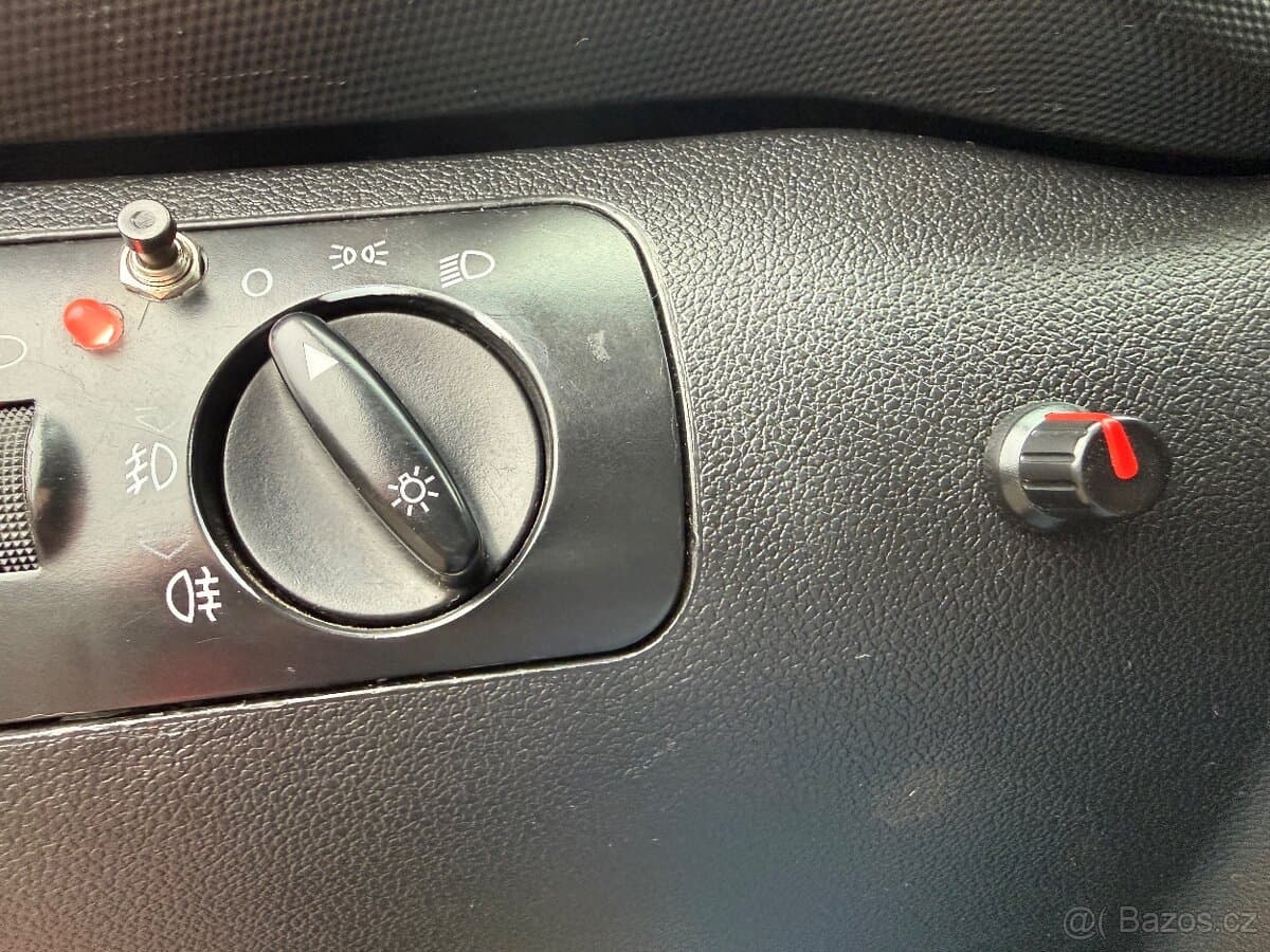 2002 Seat LEON - 11