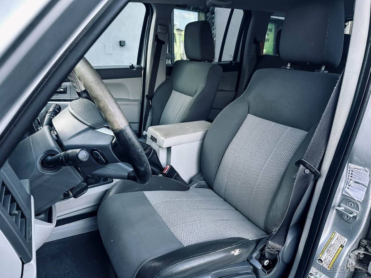 2008 Jeep CHEROKEE - 11