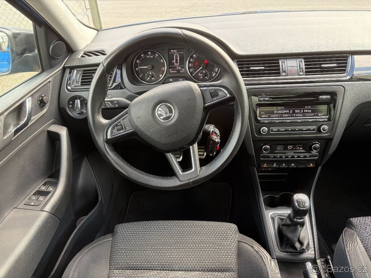 2015 Škoda RAPID - 11
