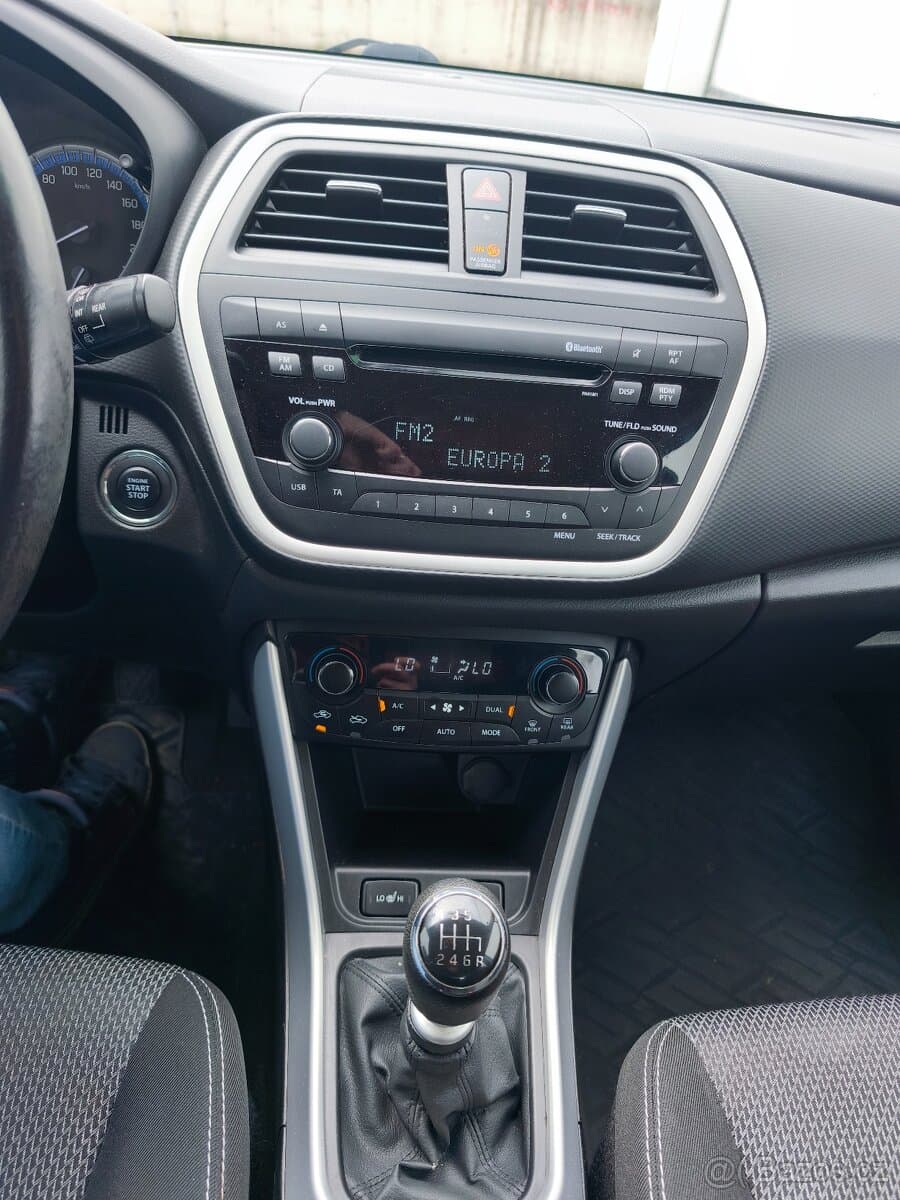 2014 Suzuki S-CROSS - 11