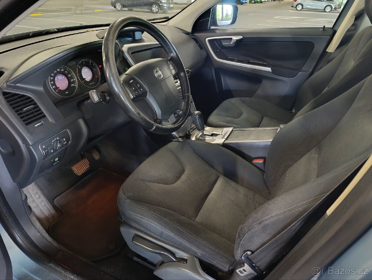 2009 Volvo XC60 - 11