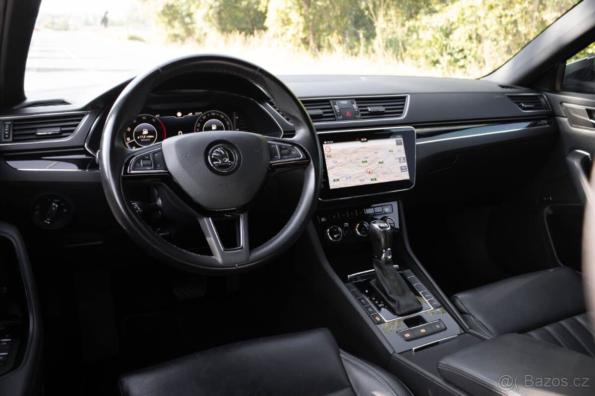 2019 Škoda SUPERB - 11