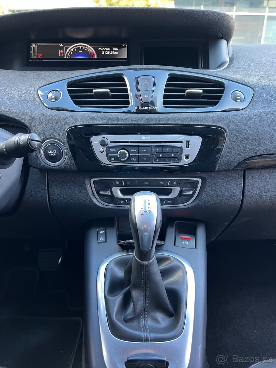 2013 Renault SCENIC - 11