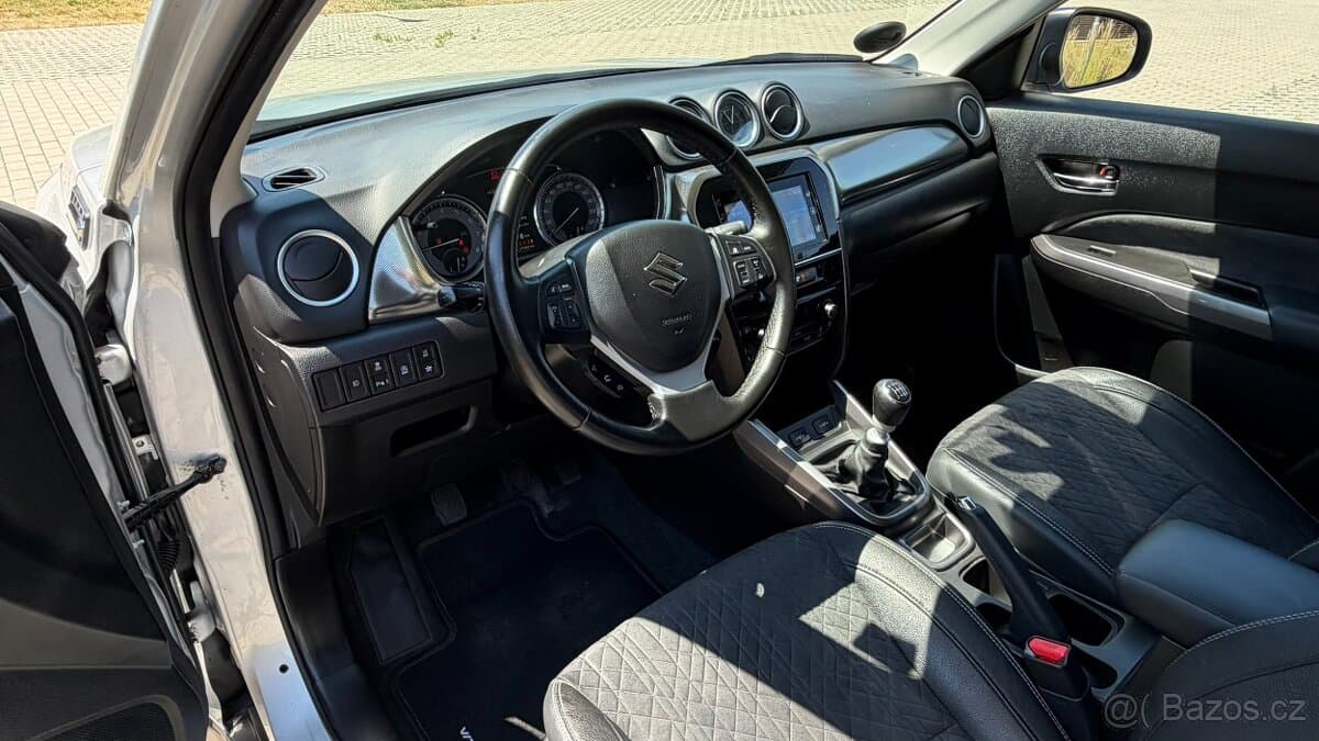 2018 Suzuki VITARA - 11