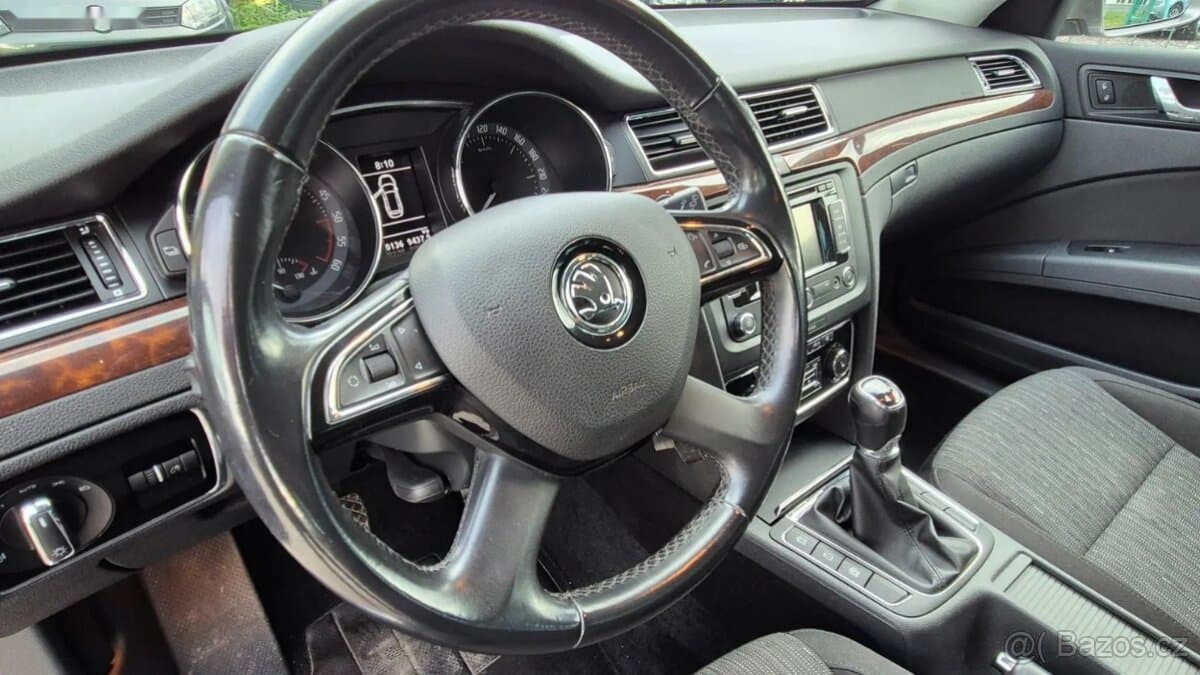 2014 Škoda SUPERB - 11