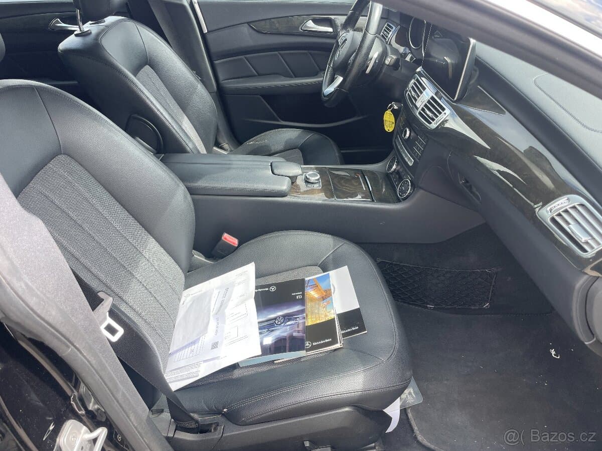 2016 Mercedes-Benz CLS - 11