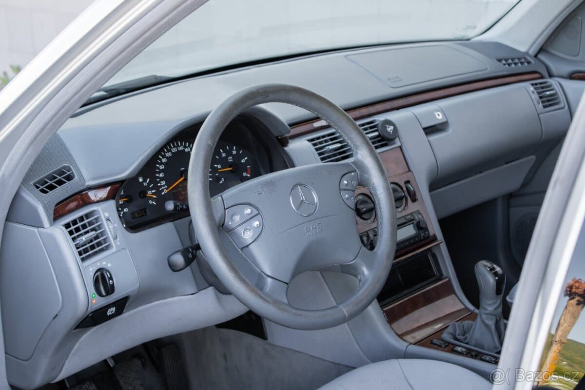 2001 Mercedes-Benz OSTATNÍ - 11