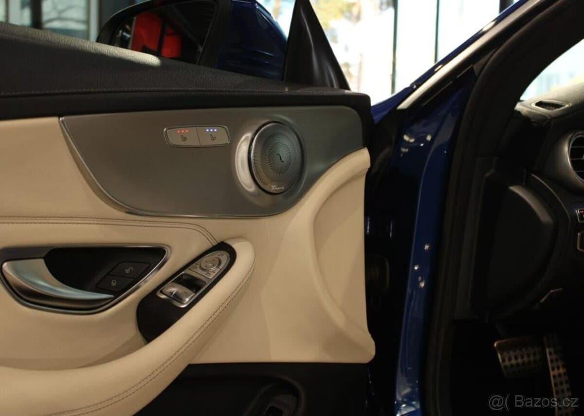 2016 Mercedes-Benz C-CLASS - 11