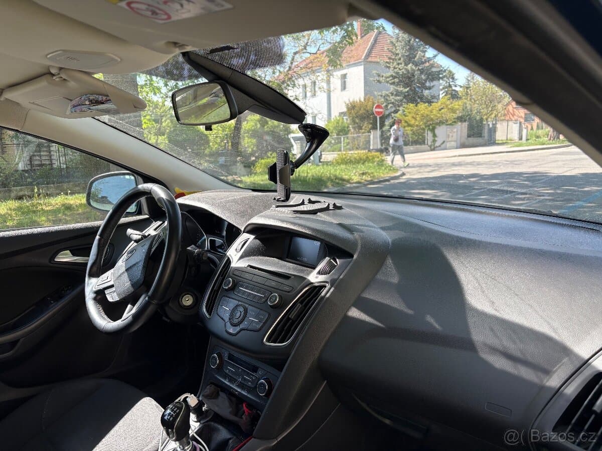 2015 Ford FOCUS - 11