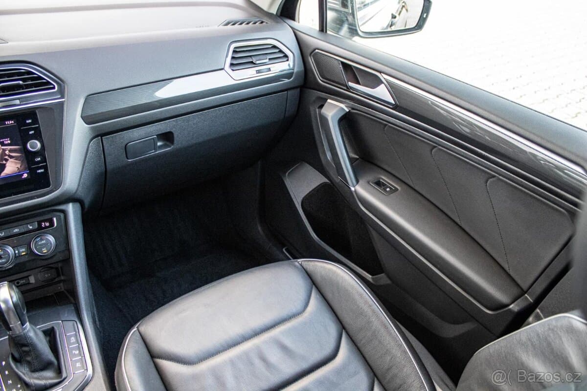 2018 Volkswagen TIGUAN - 11