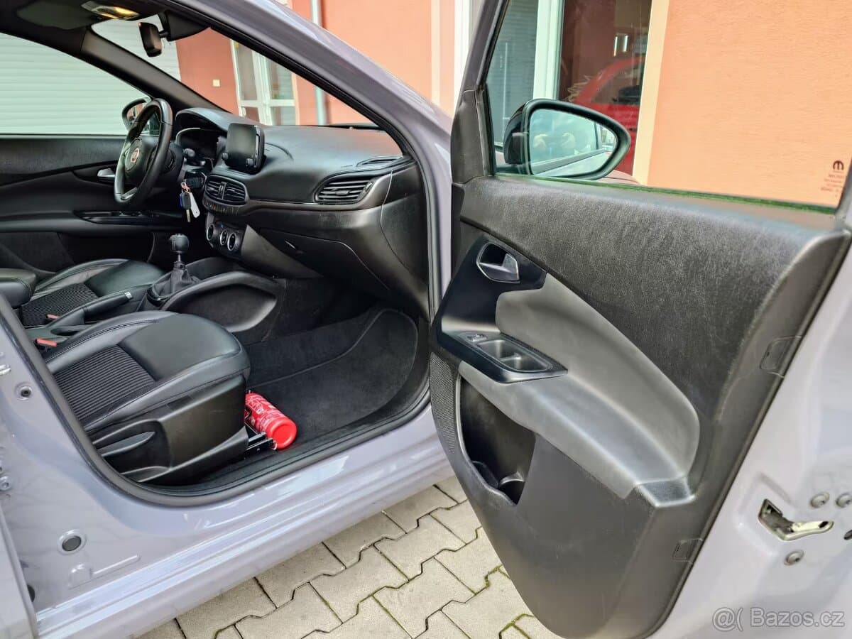 2020 Fiat TIPO - 11