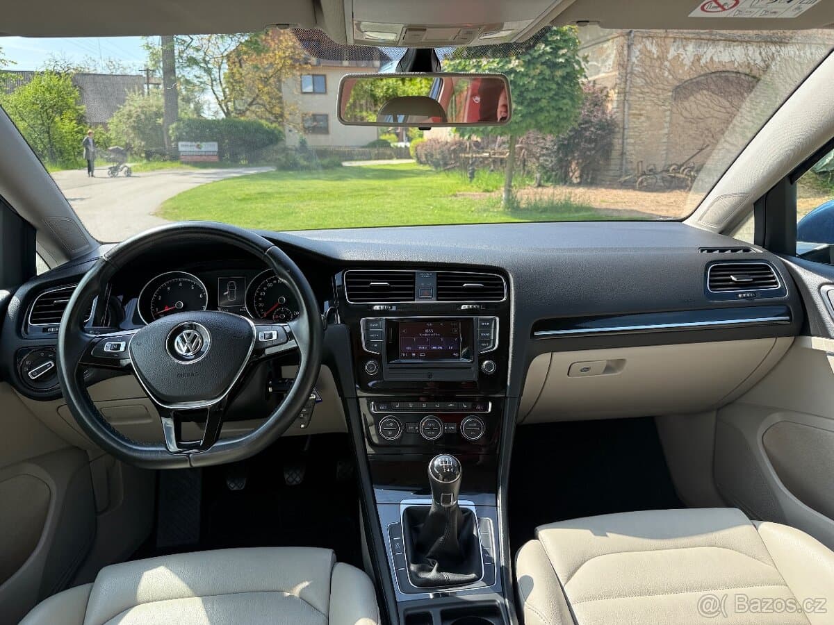 2014 Volkswagen GOLF - 11