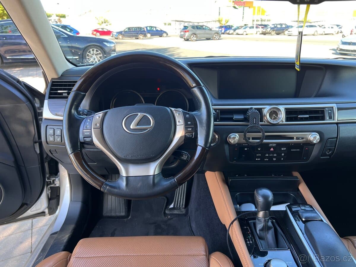 2012 Lexus GS - 11