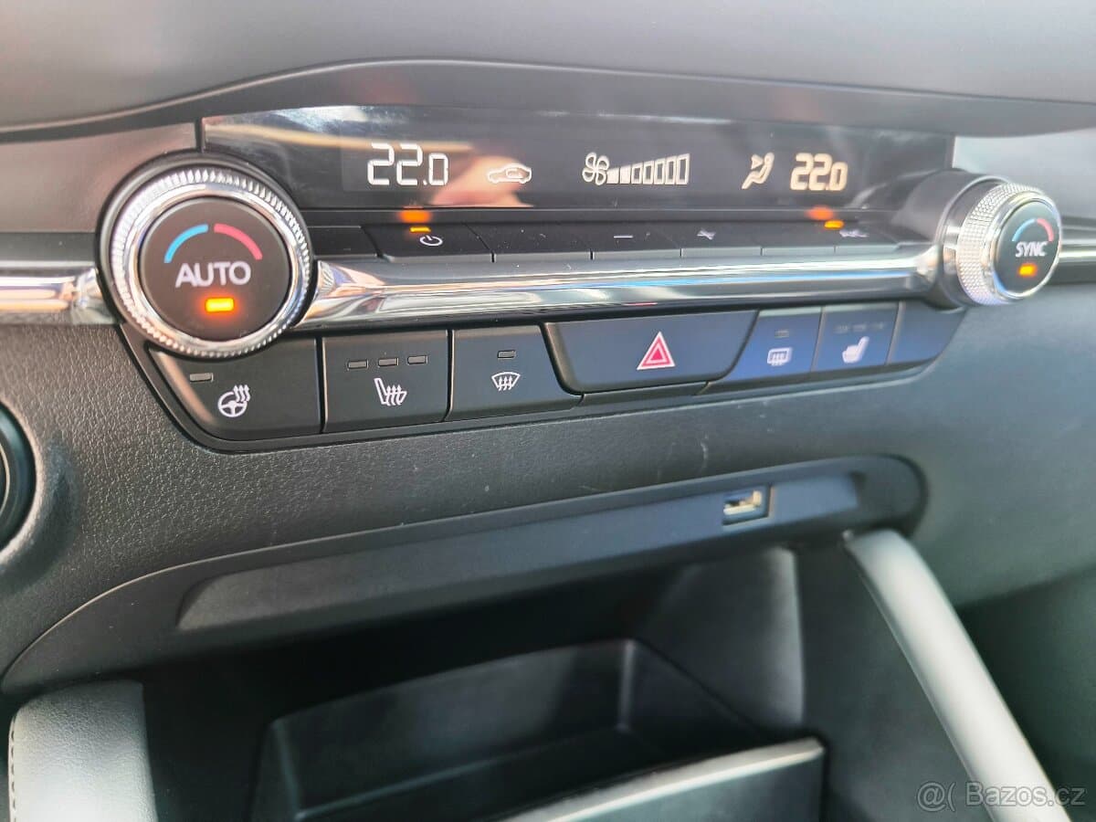 2020 Mazda 3 - 11