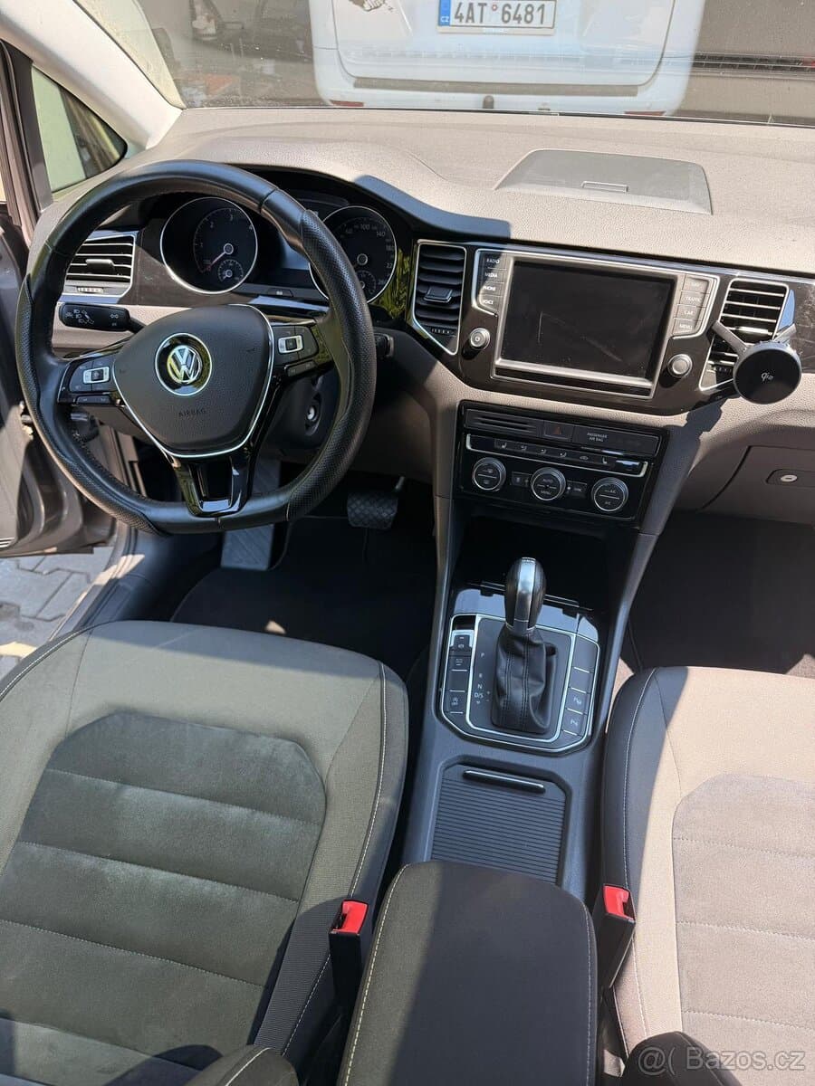 2014 Volkswagen GOLF - 11