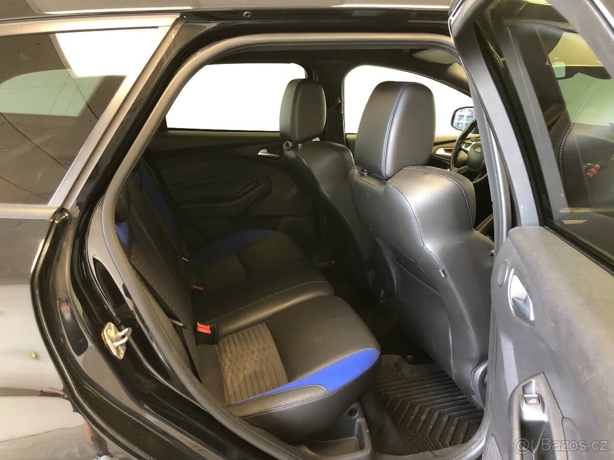 2014 Ford FOCUS - 11