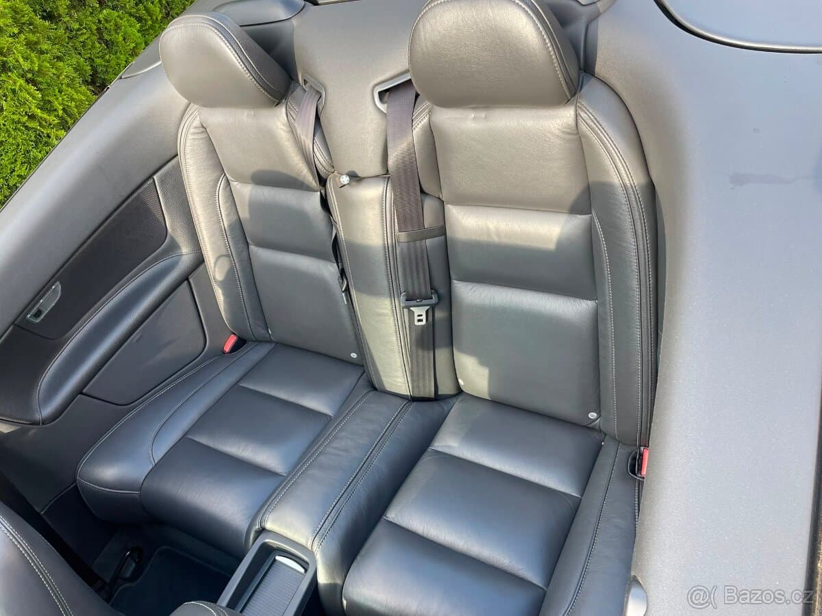 2012 Volvo C70 - 11
