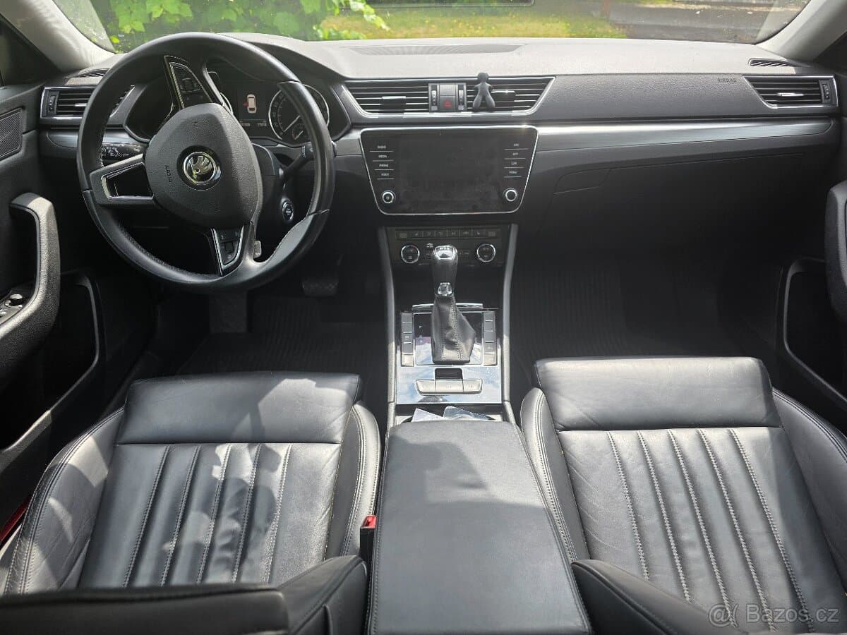 2018 Škoda SUPERB - 11