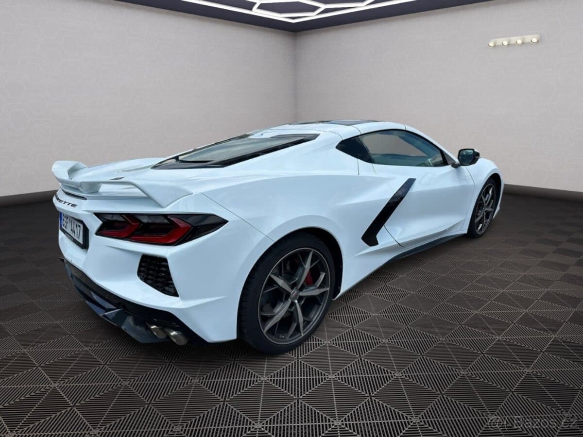 2022 Chevrolet CORVETTE - 11