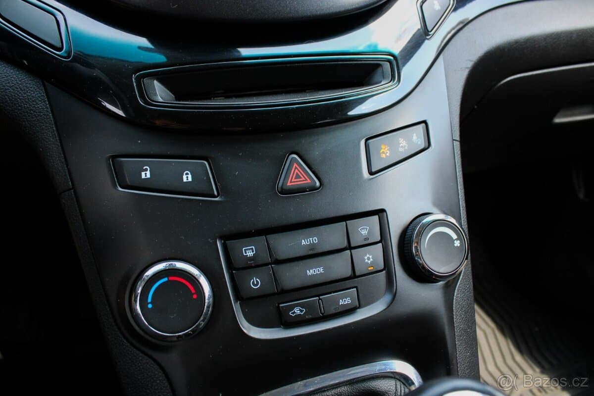 2011 Chevrolet ORLANDO - 11