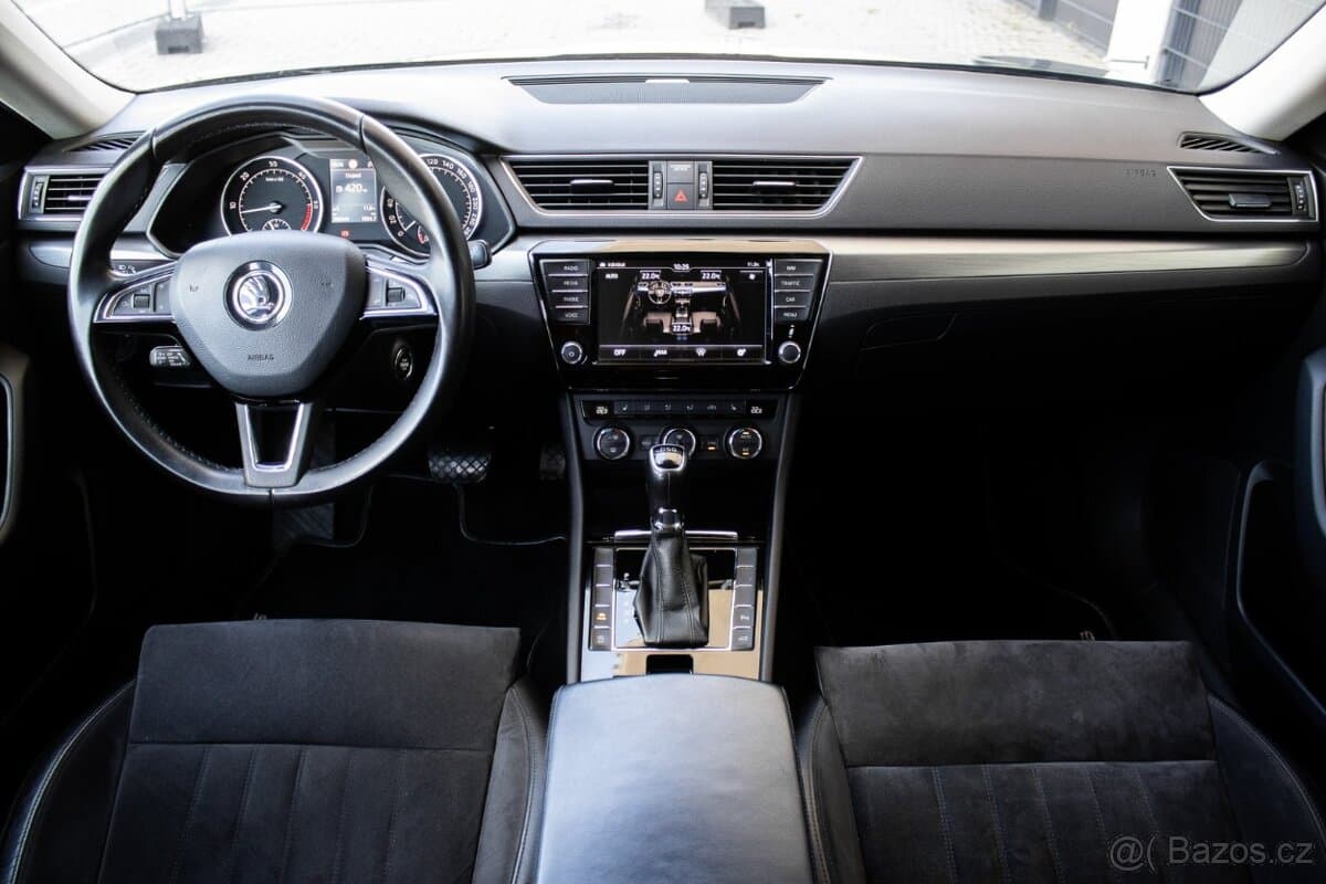 2016 Škoda SUPERB - 11