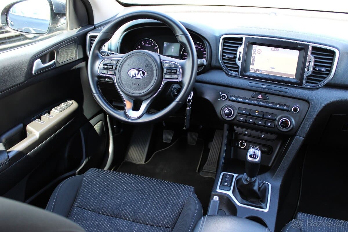 2017 Kia SPORTAGE - 11