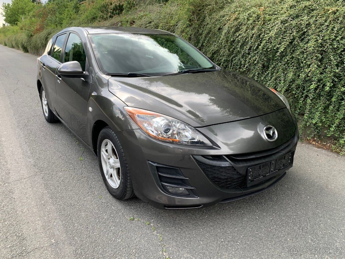 2010 Mazda 3 - 11