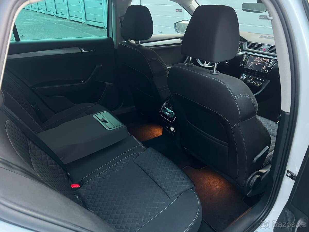 2017 Škoda SUPERB - 11