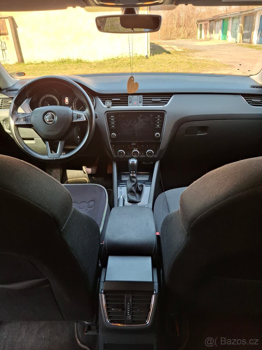 2018 Škoda OCTAVIA - 11