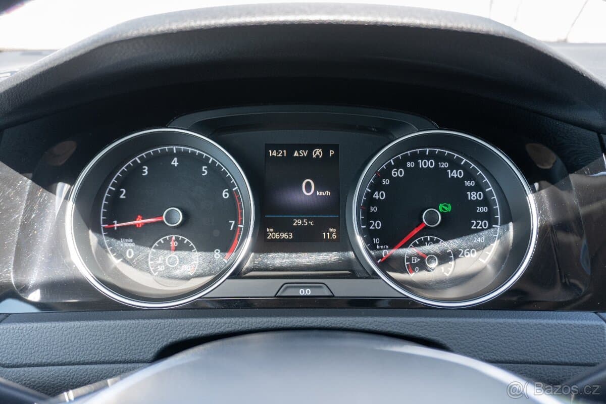 2016 Volkswagen GOLF - 11