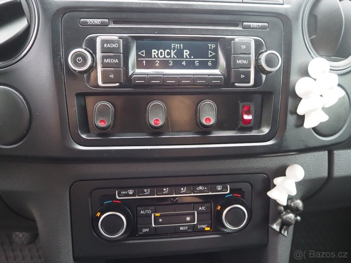 2015 Volkswagen AMAROK - 11