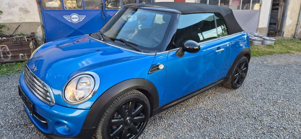 2011 Mini COOPER - 11