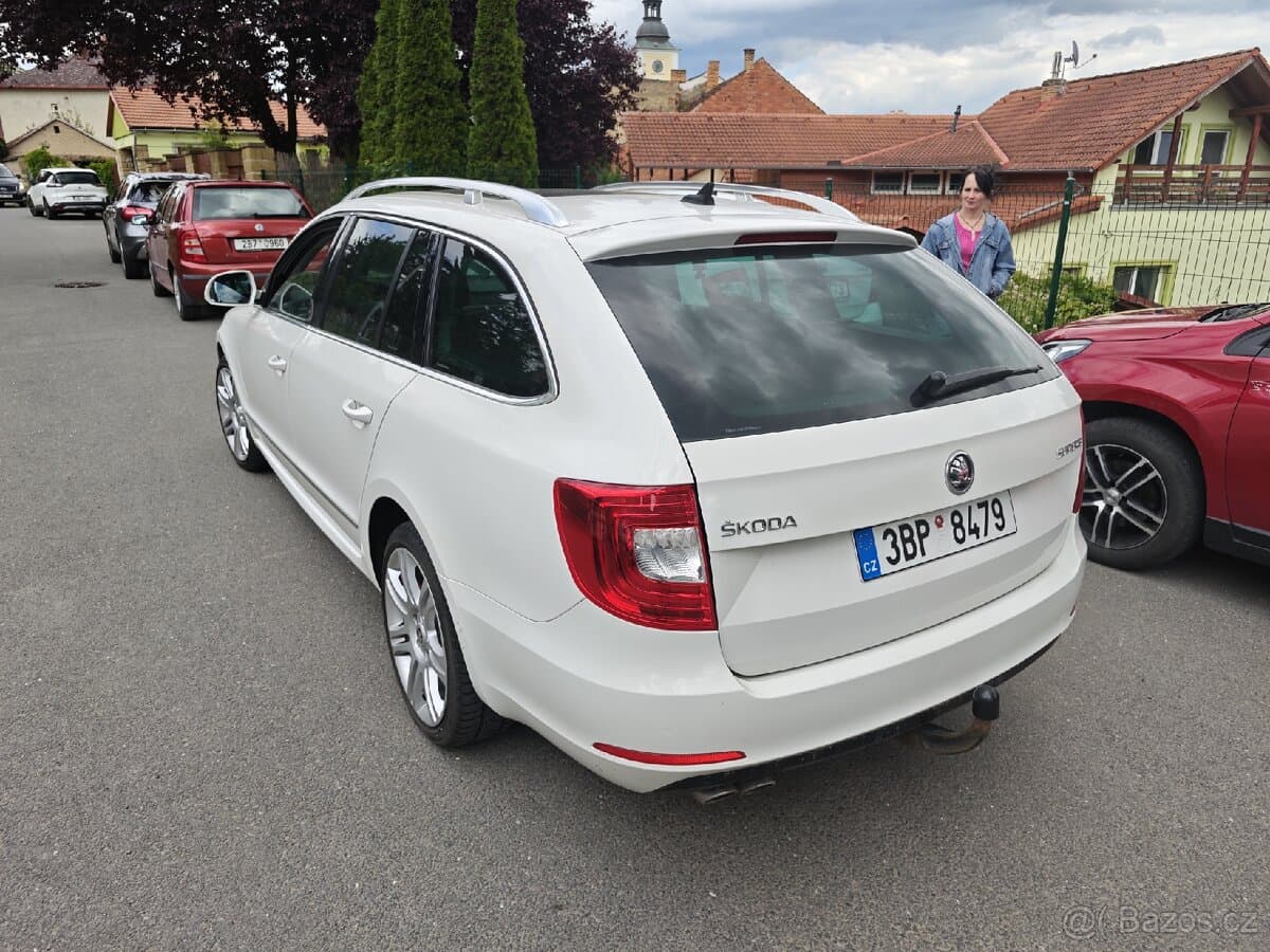 2013 Škoda SUPERB - 11