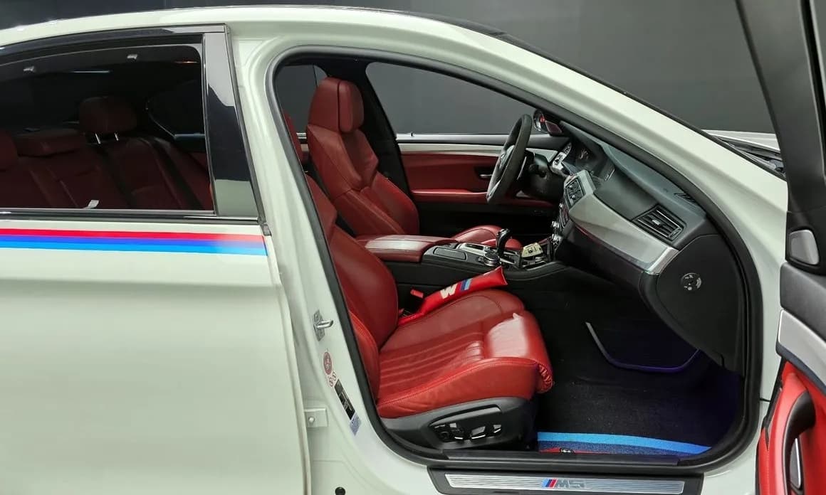 2016 BMW M5 - 11