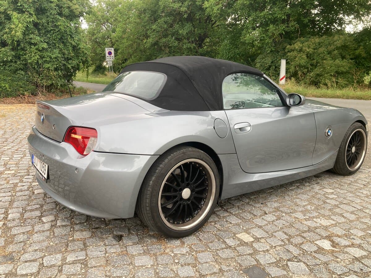 2007 BMW Z4 - 11