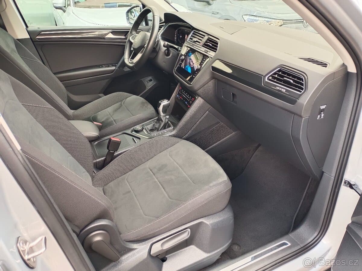 2022 Volkswagen TIGUAN - 11