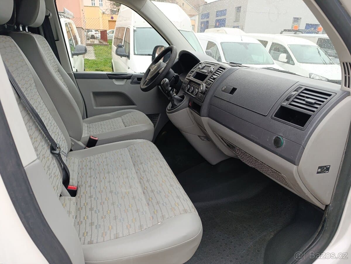 2013 Volkswagen TRANSPORTER - 11