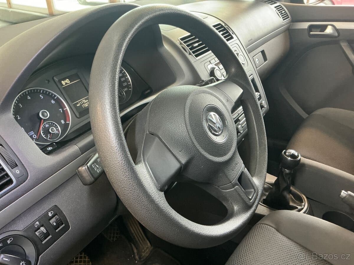 2011 Volkswagen TOURAN - 11