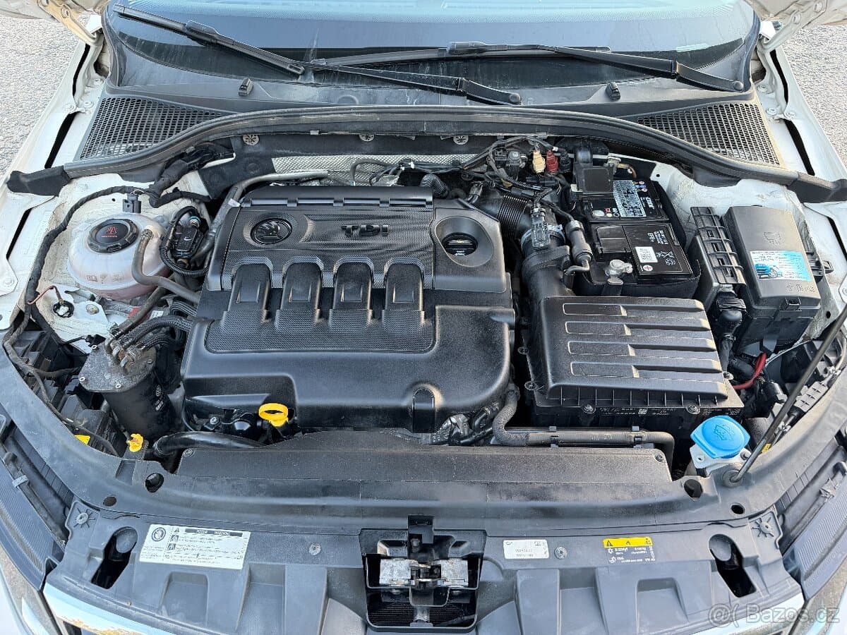 2020 Škoda OCTAVIA - 11