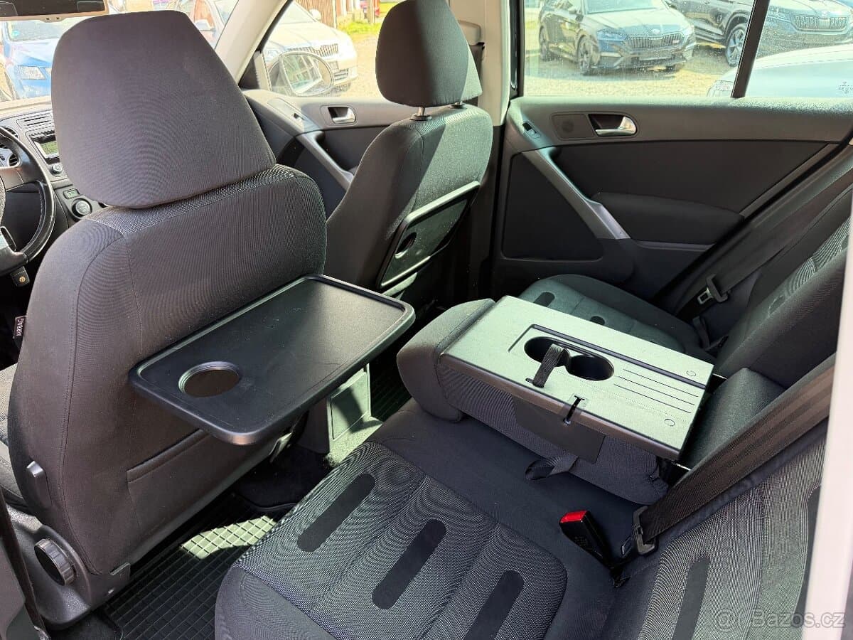 2009 Volkswagen TIGUAN - 11