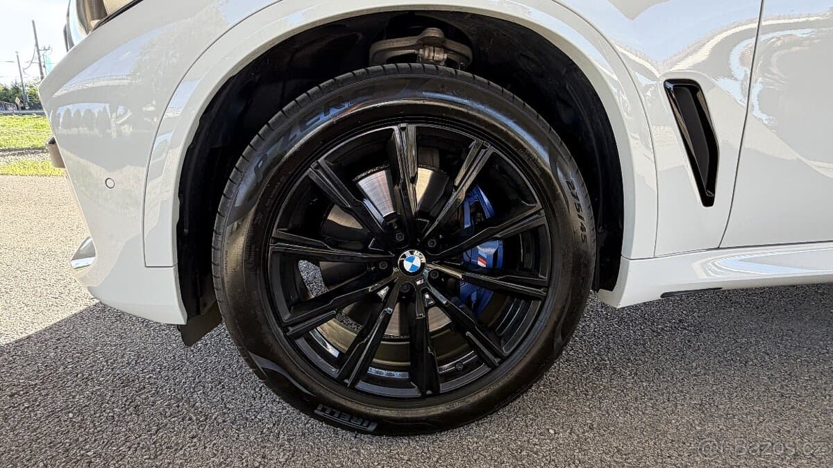 2023 BMW X5 - 11