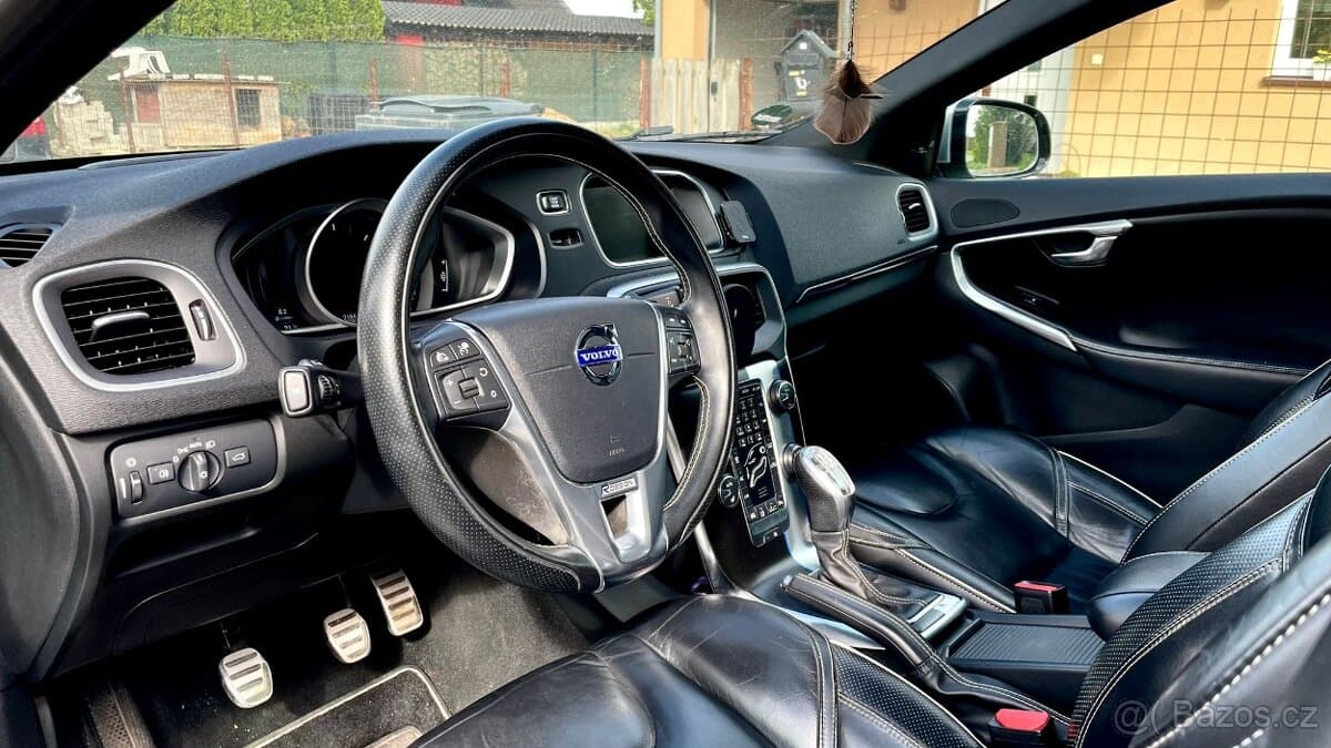 2013 Volvo V40 - 11