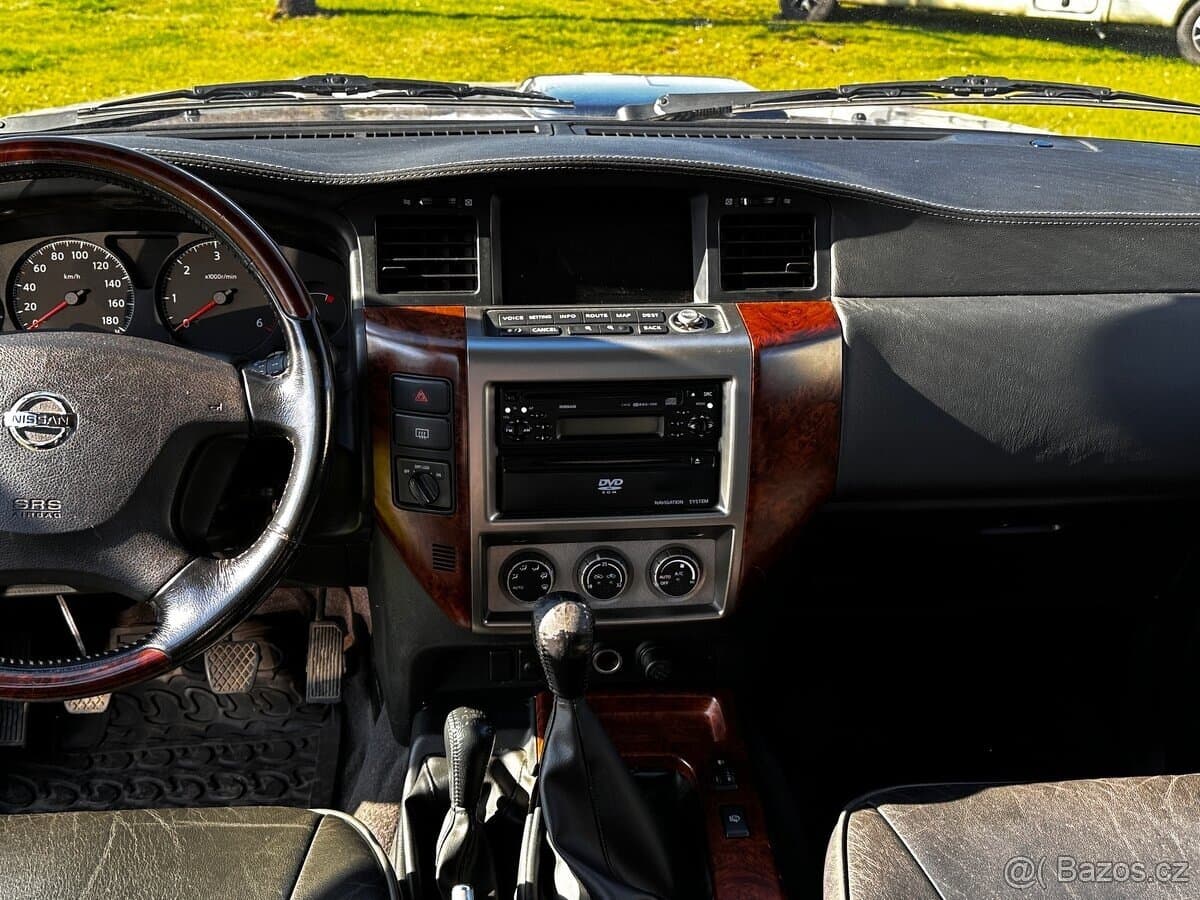 2005 Nissan PATROL - 11