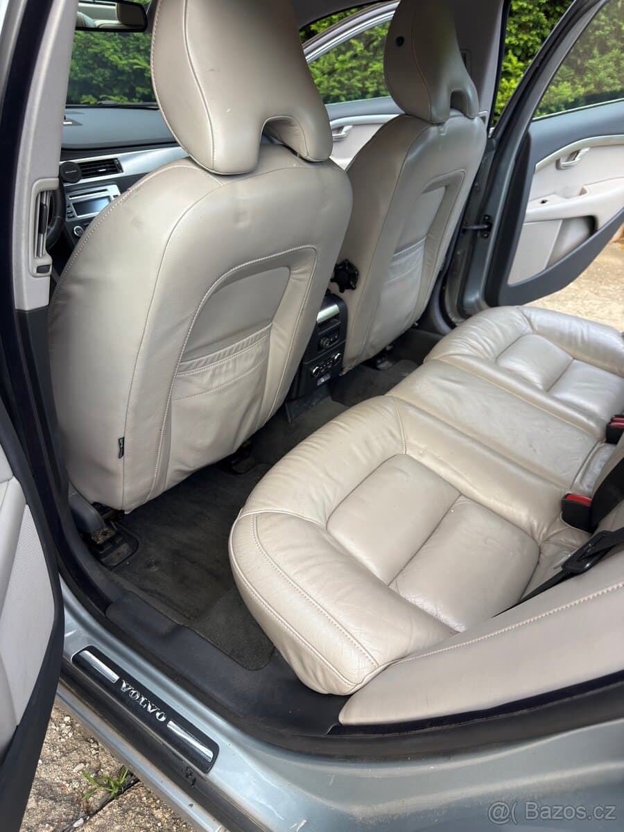 2008 Volvo S80 - 11