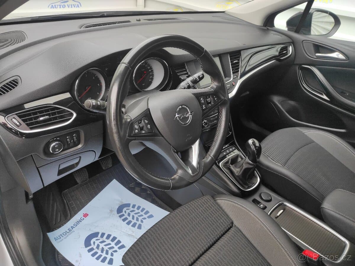 2022 Opel ASTRA - 11