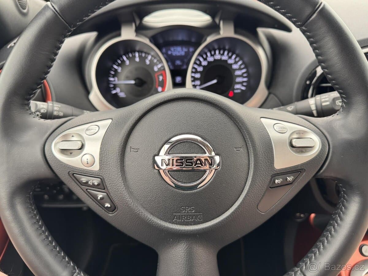 Nissan JUKE - 11
