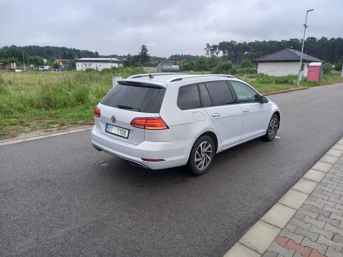 2018 Volkswagen GOLF - 11