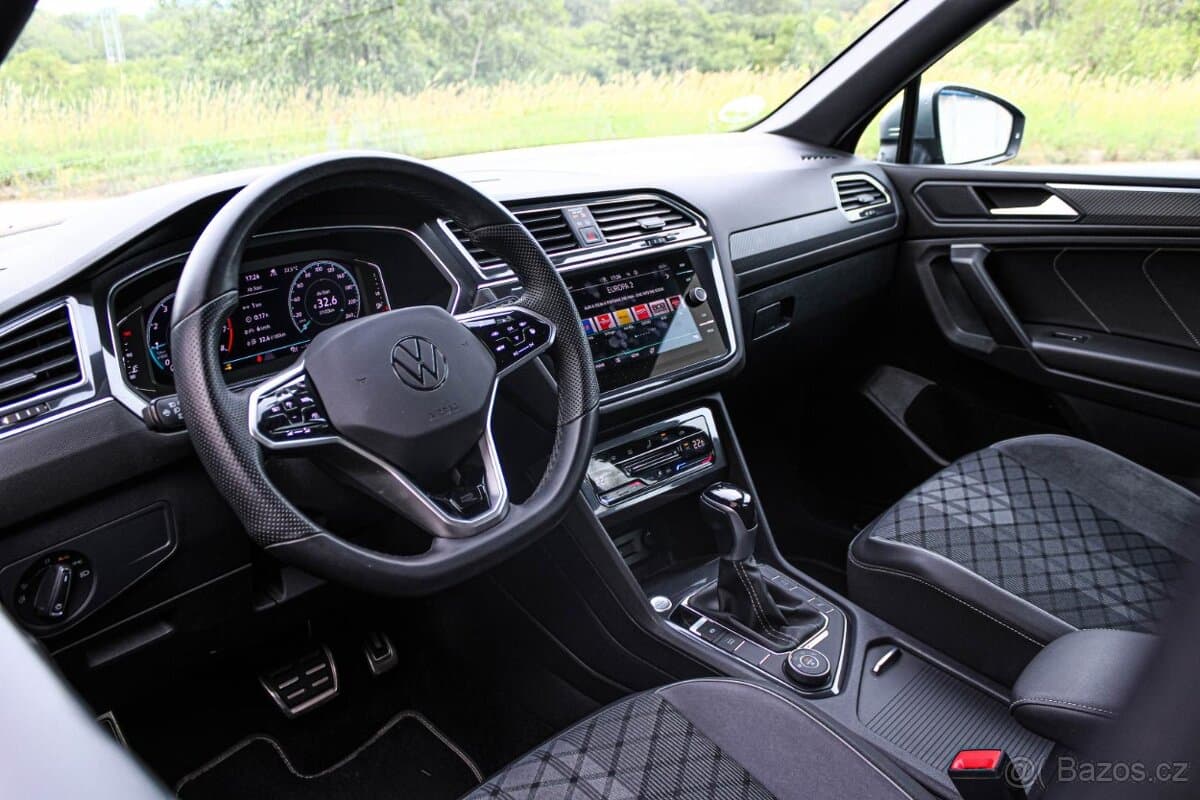 2023 Volkswagen TIGUAN - 11