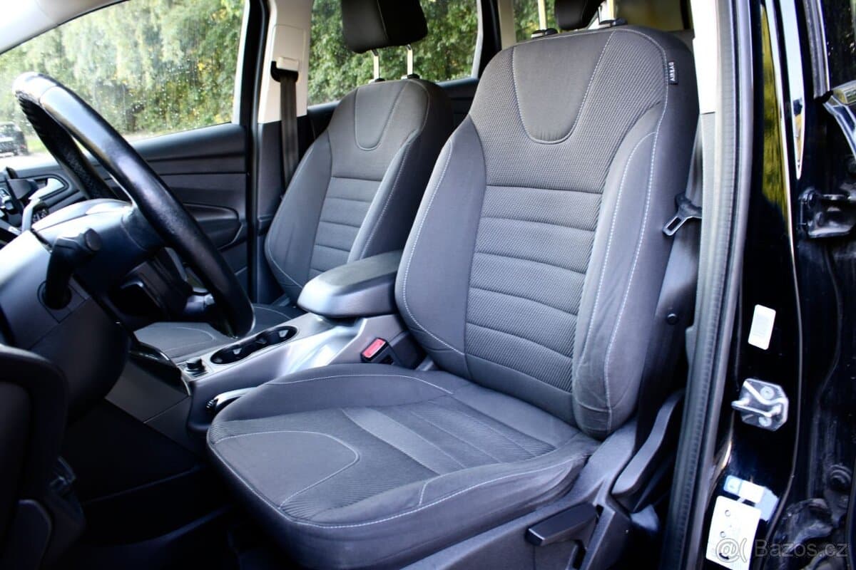 2016 Ford KUGA - 11