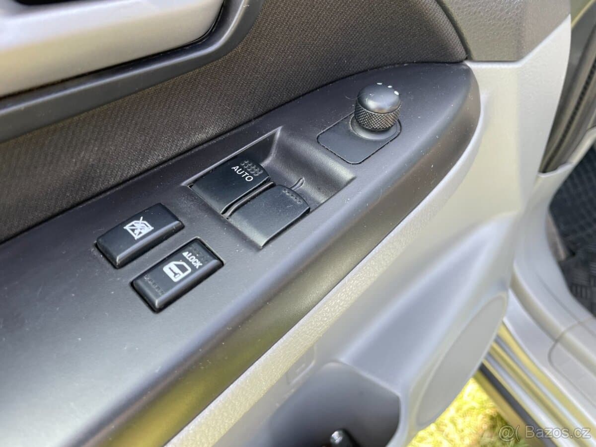 2013 Suzuki SX4 - 11